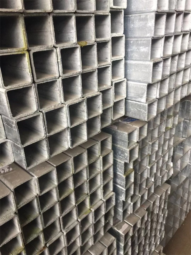 低合金 Q355B 马尾马尾马尾镀锌无缝方管 工程专用无缝马尾马尾马尾镀锌方管